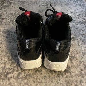 skechers energy thriller knight sneaker